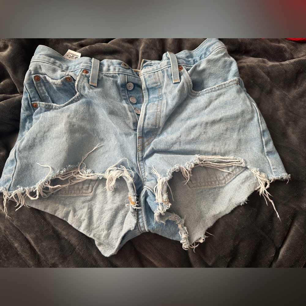 Levi shorts